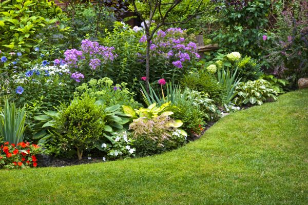 Flower Bed Service in Brownsburg